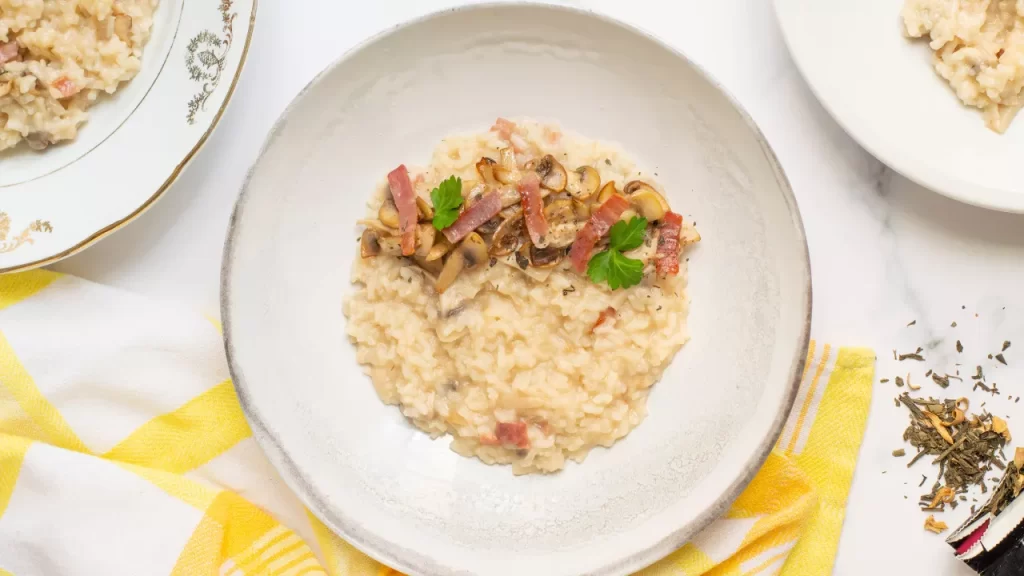 Risoto Cremoso de Parmesão? Sim, essa delícia é uma das receitas surpreendentes na airfryer disponível aqui!